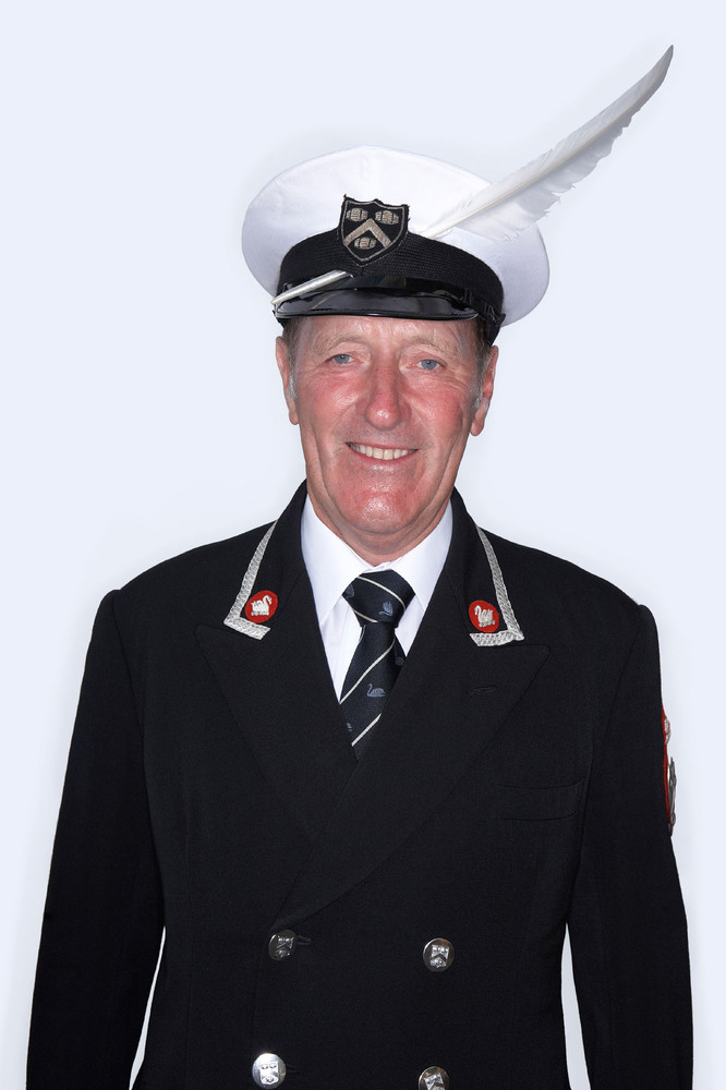 Swan Upping Swan-Upping-001